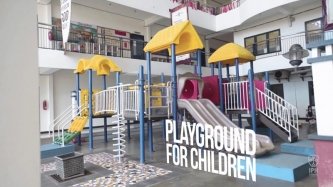 Lapangan Bermain Untuk Anak-anak Kampus Timur